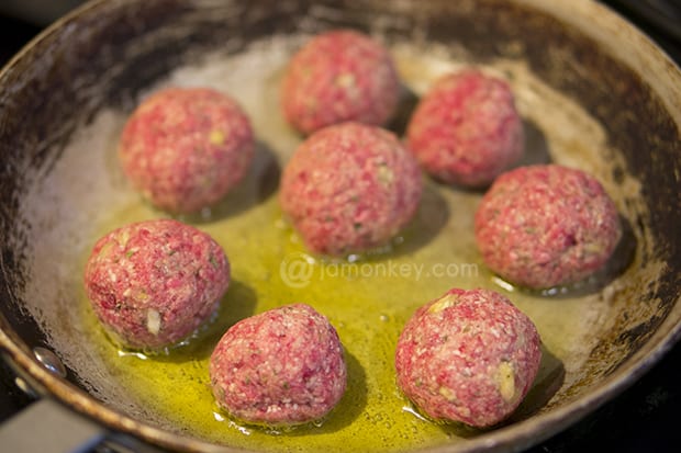 Cook Meatballs