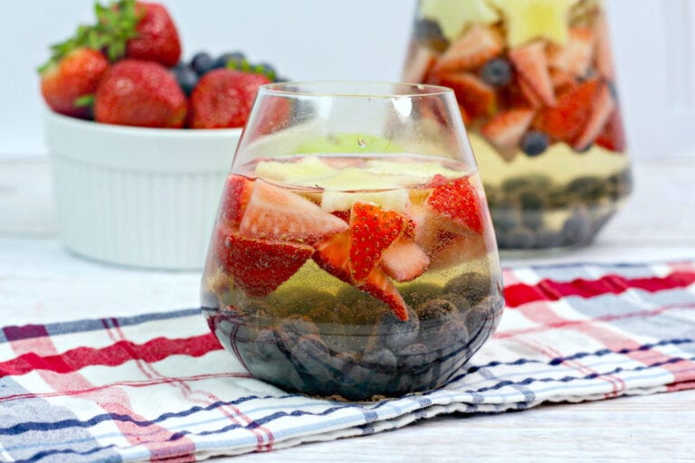 Patriotic Sangria – Red, White, and Blue Cocktail
