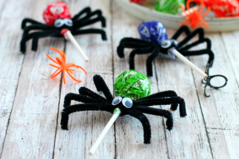 Spooky Spider Lollipops Halloween Craft