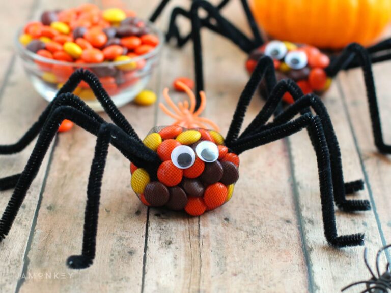 Spooky Spider Treat Bags – Halloween Craft