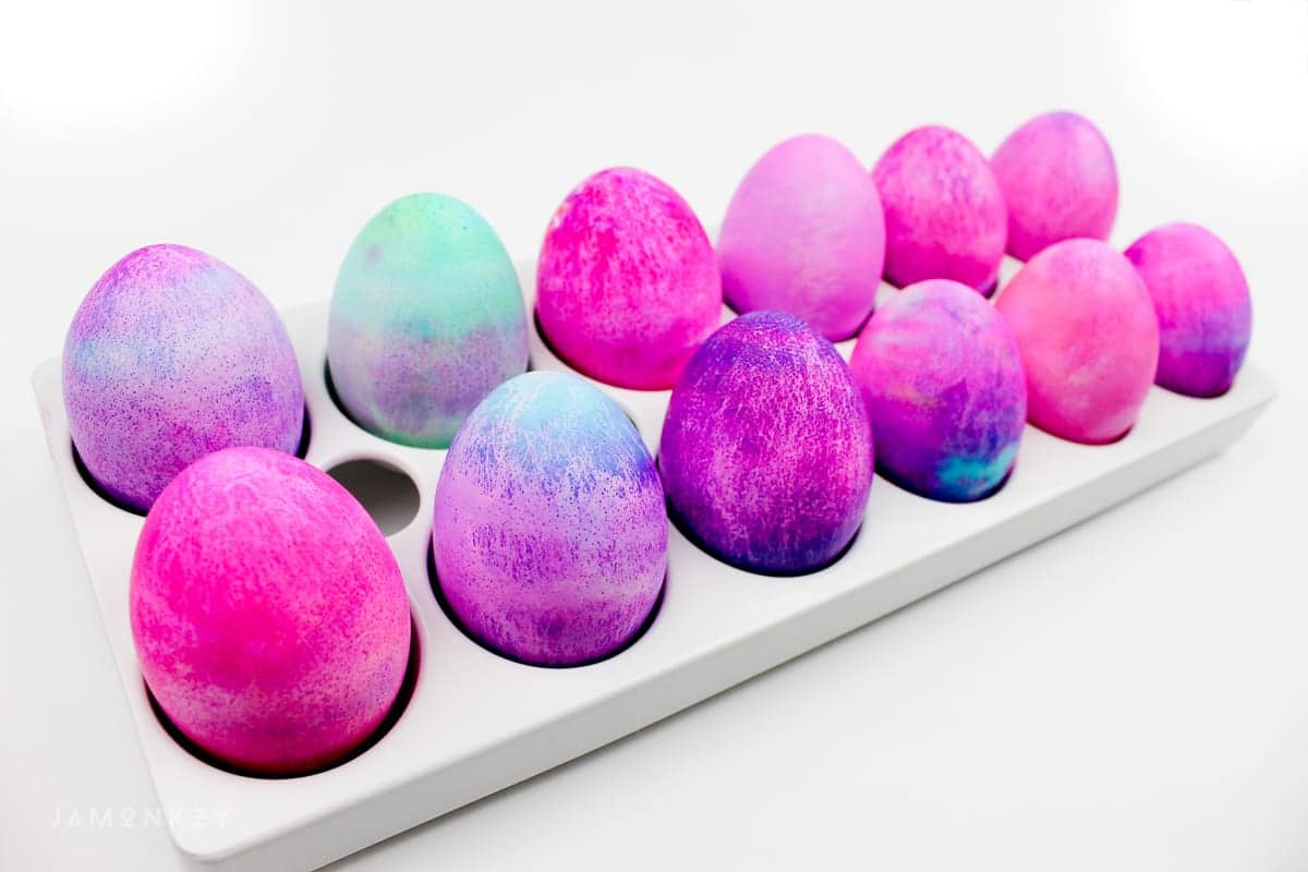 How to dye galaxy easter eggs in shaving cream